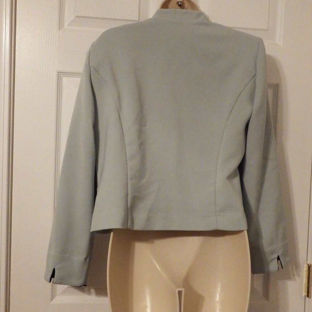 2 piece set- jacket and tank, Size 12 Petite - Picture 2 of 7